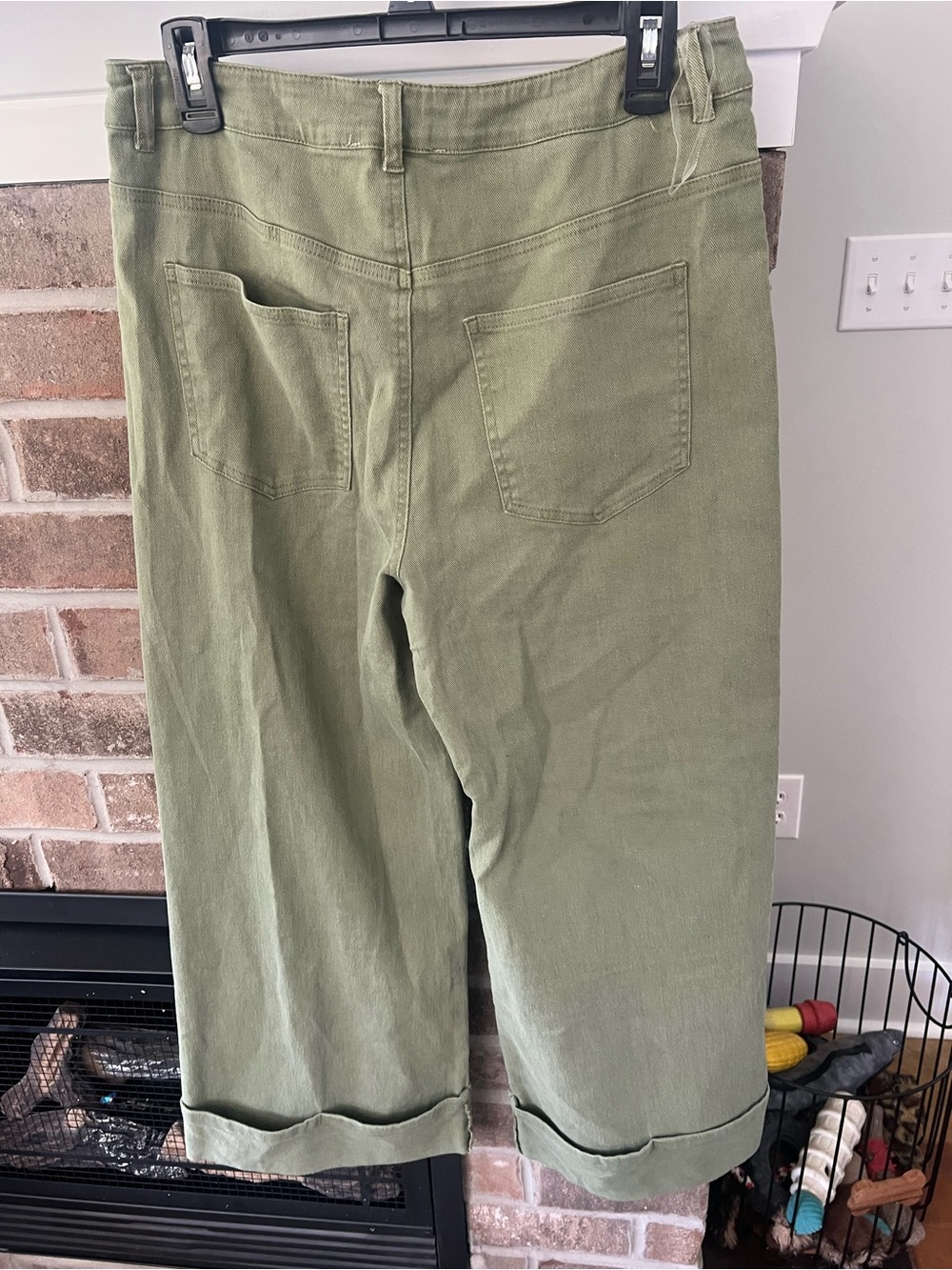 entro Olive Utility Pants - Picture 4 of 4